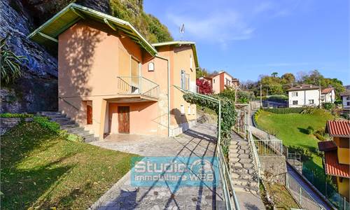 VILLETTA SINGOLA CON GIARDINO